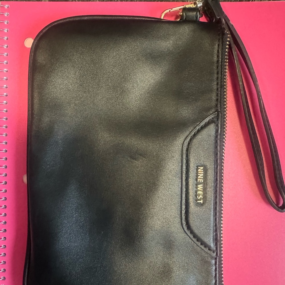 Nine West wristlet